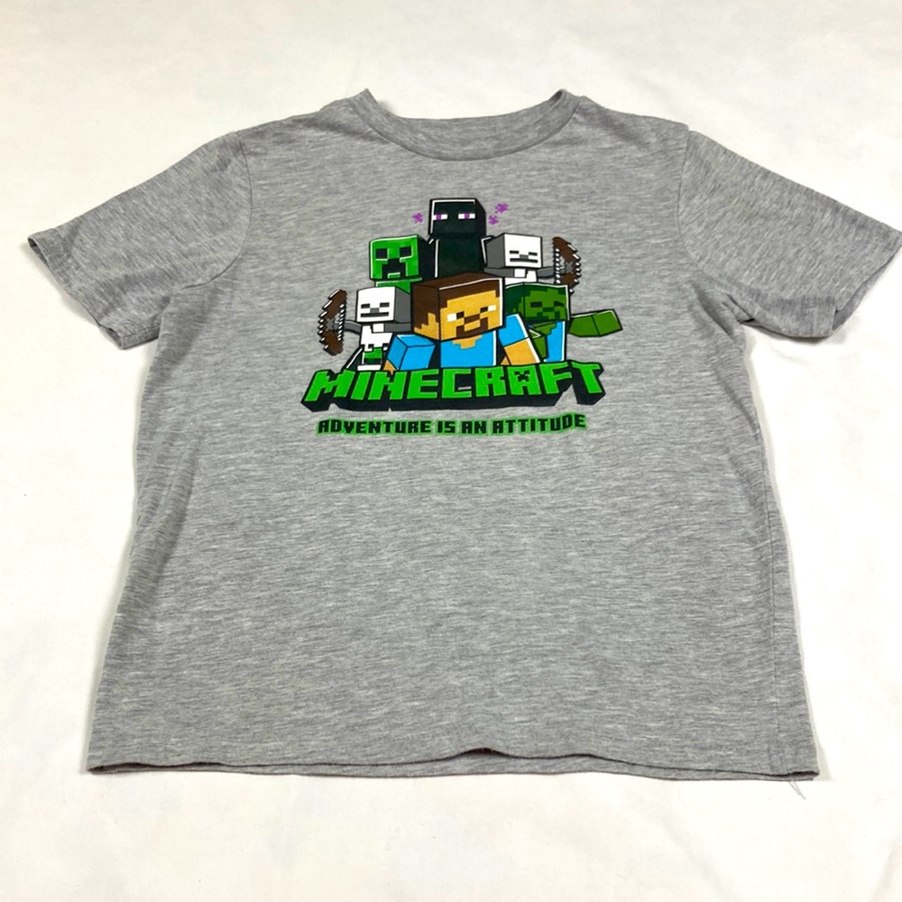 Mojang studios Minecraft boys gray T-shirt adventure is an attitude size medium